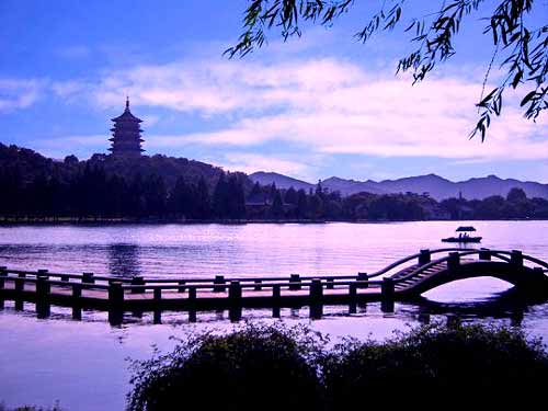 杭州遇西湖