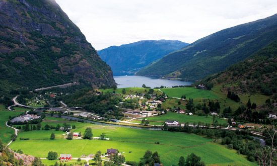挪威看山水，體驗不一樣的風景