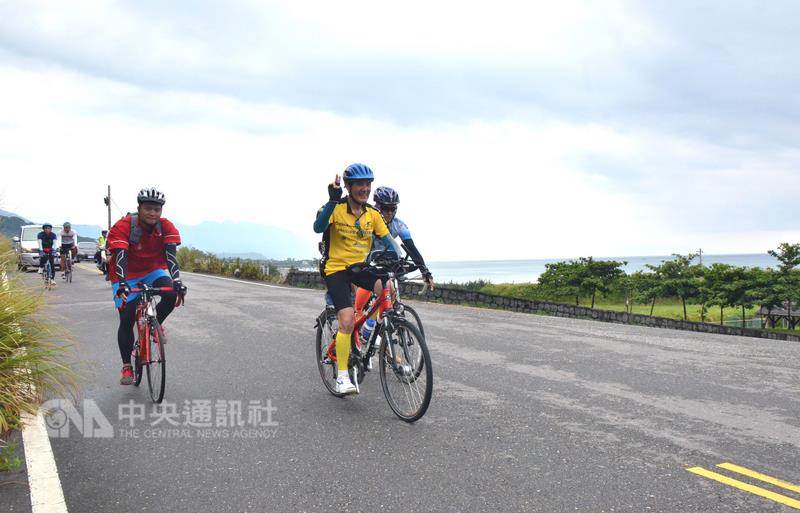 【台灣】挑戰花東單車行 馬英九：我像一條活龍