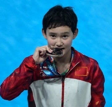 中國00後任茜奪得10米跳水冠軍