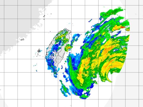 [臺灣]颱風梅姬入夜風雨漸增 宜花防超大豪雨