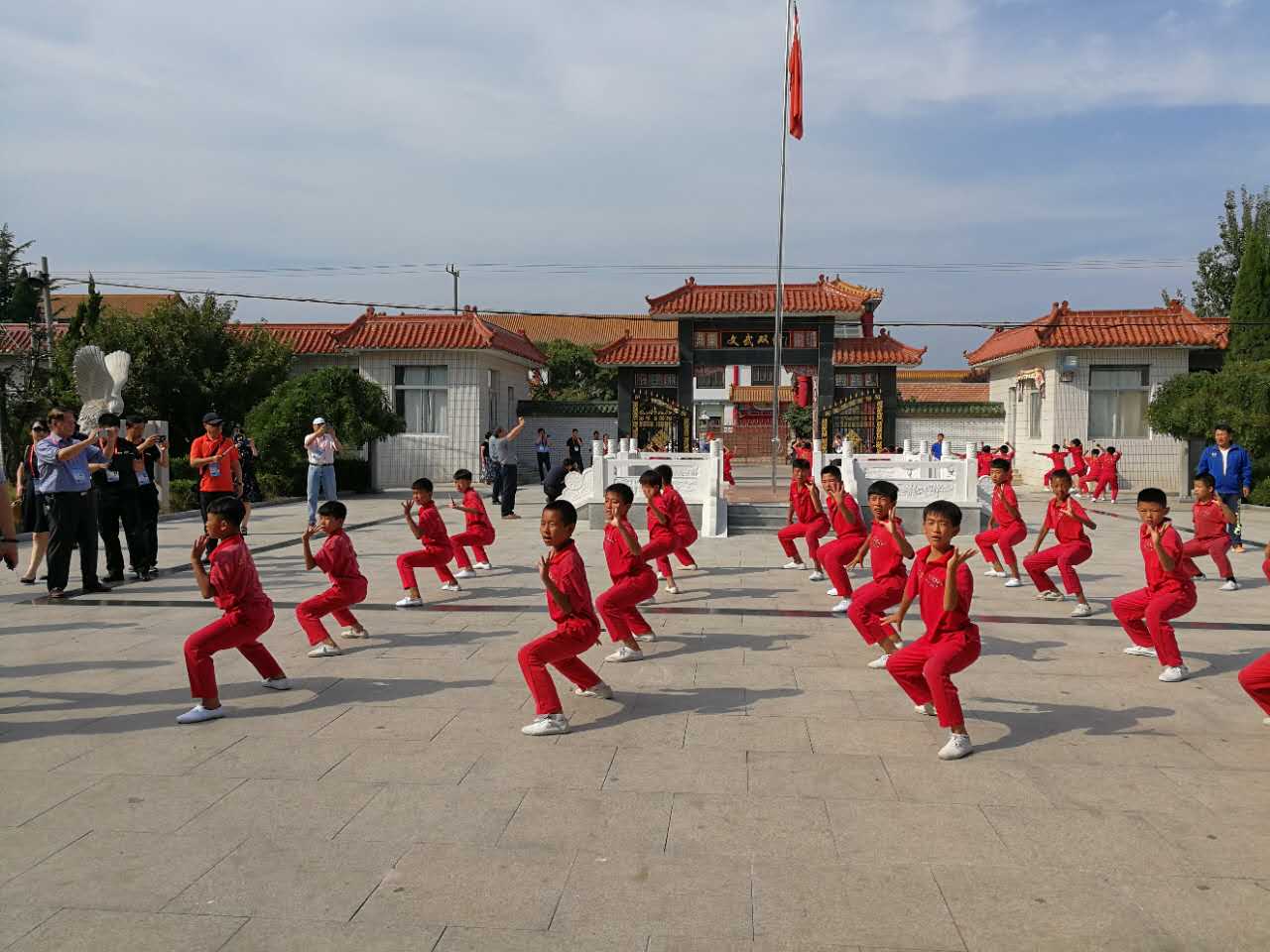 中華武校弘揚中國武術文化享譽世界