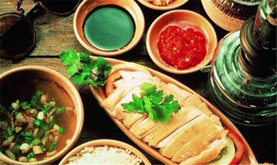 東南亞美食的顏色搭配豐富，隨手一拍便是一幅美食大片