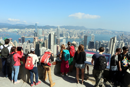 香港推動自由貿易發展經濟