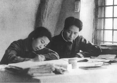 毛澤東沖天一怒為紅顏：我同江青結婚，誰管得著！
