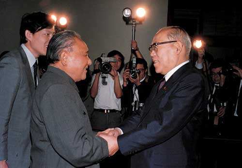 1988年鄧小平向日本首相竹下登要什麽大“禮物”？