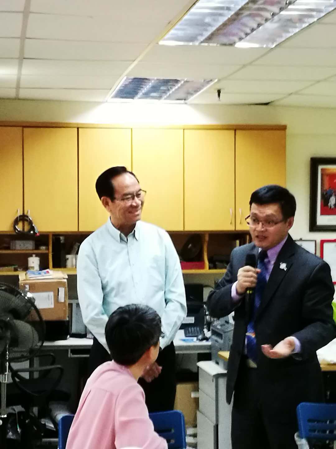 華發網總裁夏雲龍與香港愛國組織“反港獨”研討會成功舉行