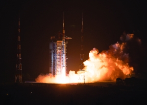 中國高分五號衛星成功發射